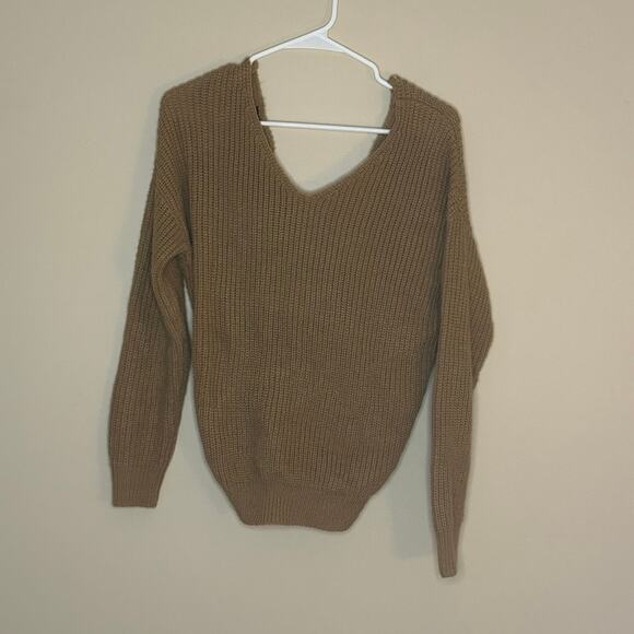 Love Tree Tan Sweater Twisted Back Small - Picture 1 of 3